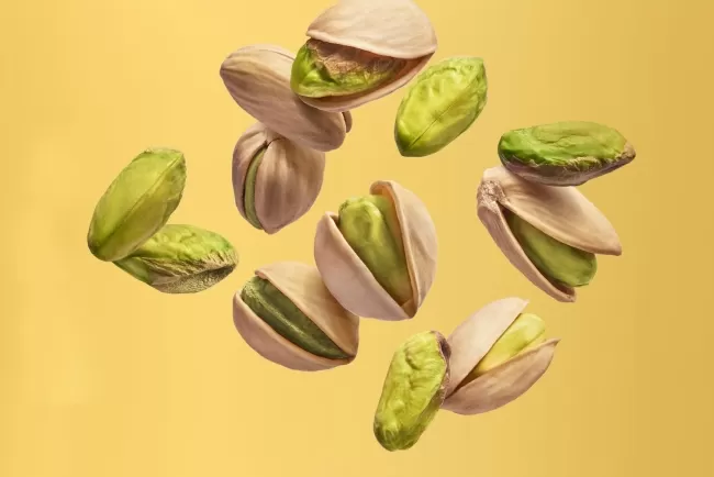 The Nutritional Power and Balance of Pistachios: Benefits and Cautions