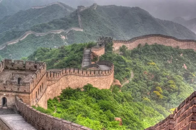 The Great Wall of China: A Monument of Ingenuity and Resilience...!!!