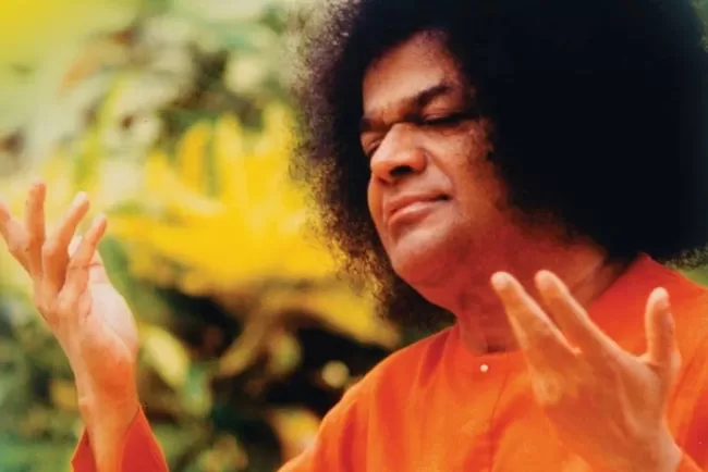 Sathya Sai Baba's Transformative Impact on Puttaparthi: A Legacy of Service and Spiritual Upliftment...!!!