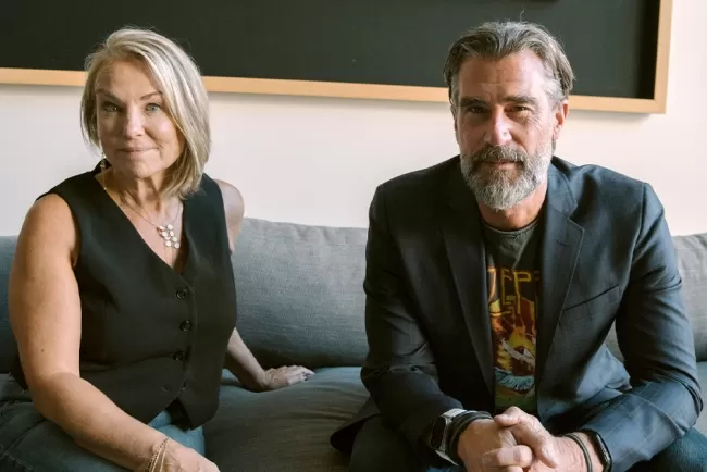 Esther Perel’s Insights into Romantic Relationships: An In-Depth Exploration