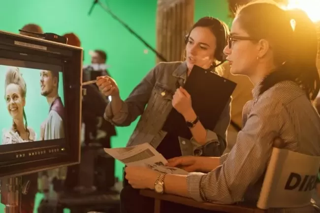 The Distinct Roles of Directors and Producers in Filmmaking...!!!
