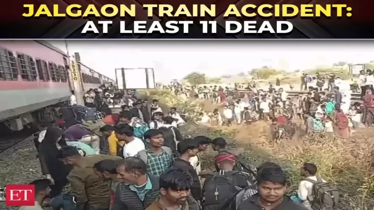 Jalgaon Train Accident: At Least 11 Dead After Passengers Jump Off Pushpak Express, Run Over by Karnataka Express