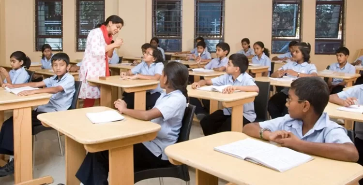 From Classroom to Playground: The Daily Journey of Primary School Students...!!!