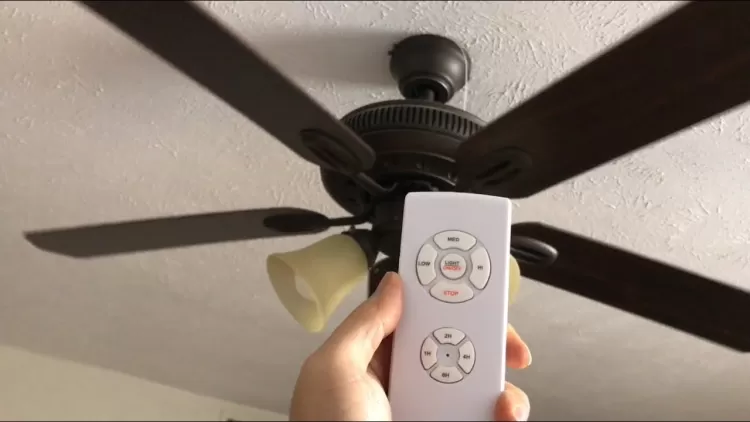 Remote-Control Fan: Stay Cool, Stay in Control.