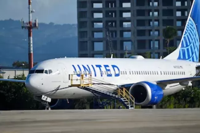 United Airlines Flight 1382 Evacuated at Houston Airport After Engine Issue