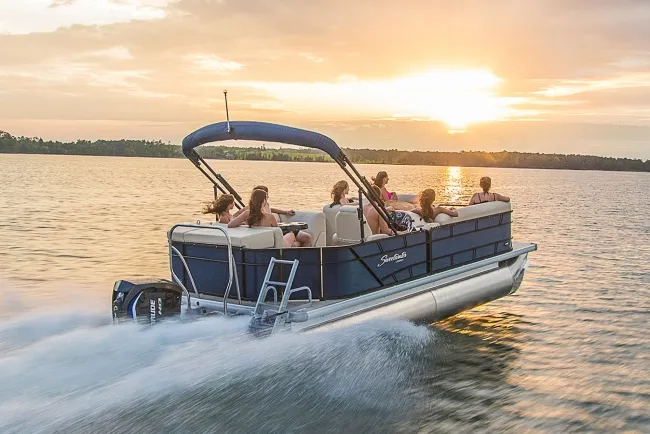 Boat Rides and Their Varieties: A Detailed Guide...!!!