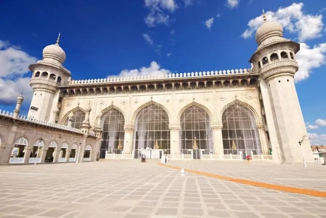 Key Historical Events of Makkah Masjid: A Legacy of Heritage and Significance...!!!