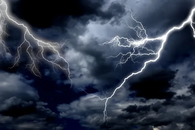Did Lightning Spark Earth's First Life? A New Study Says It Might Have