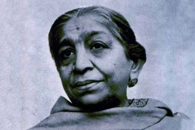 The Nightingale of India: Sarojini Naidu's Legacy...!!!