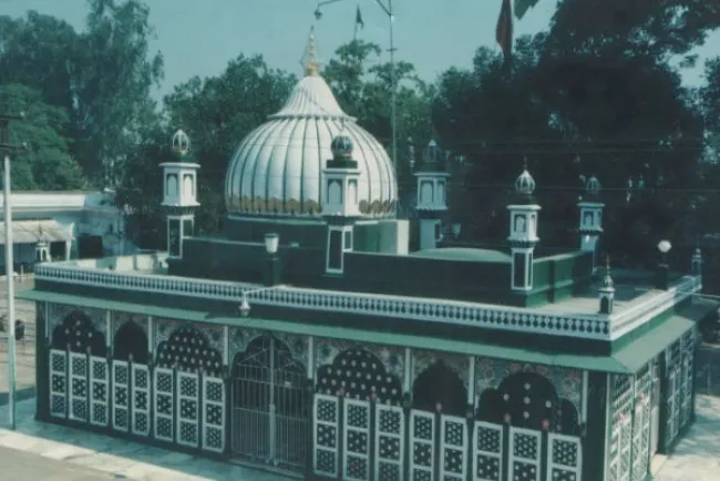 Pilgrimage and Heritage: The Significance of Dargahs...!!!