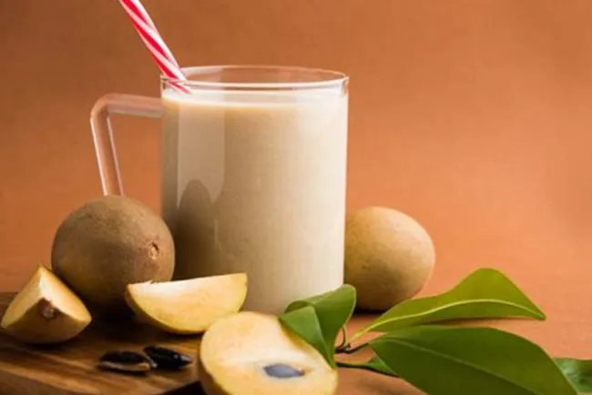 Preparation of Cheeku Juice...!!!