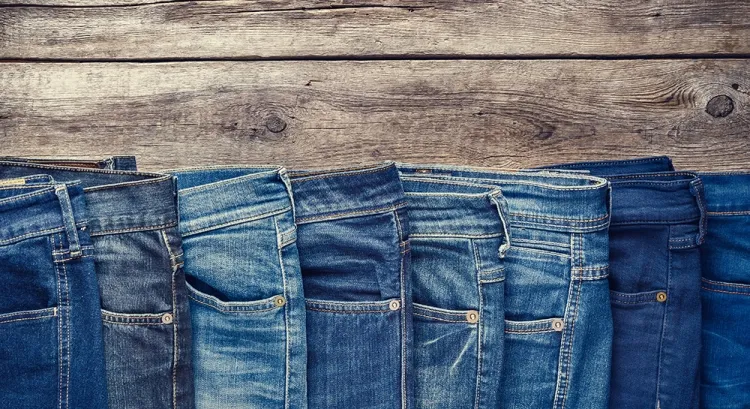 The Ultimate Jeans Style Guide: From Skinny to Distressed...!!!