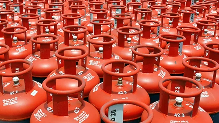 Gas Cylinders: Essential Components in Modern Industry and Household Applications...!!!