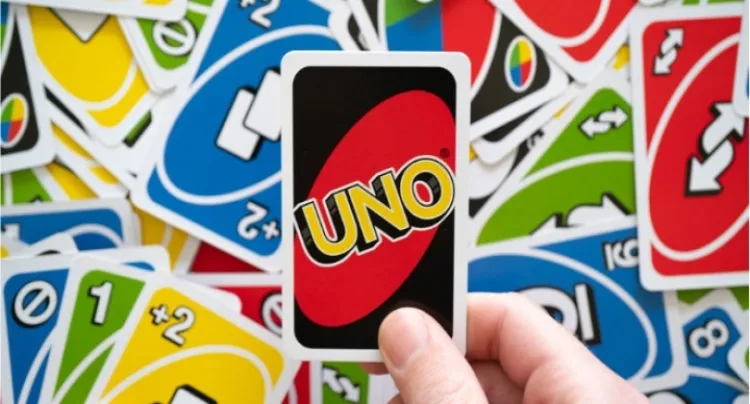 Understanding How to Play UNO and Its Variations...!!!