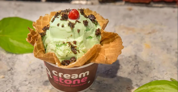 Cream Stone: A Delightful Ice Cream Experience...!!!